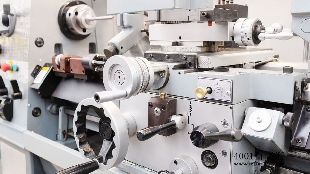 4001百老汇·(中国)有限公司解析精密模具在制造业中的应用